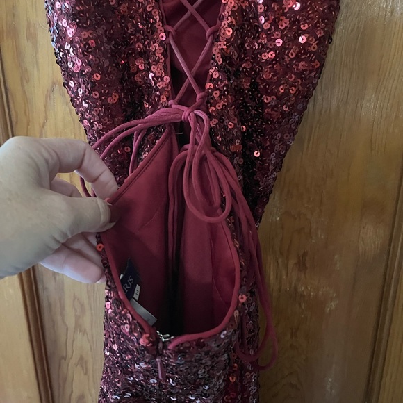 Red Sequined Prom/Homecoming Dress - Picture 2 of 7